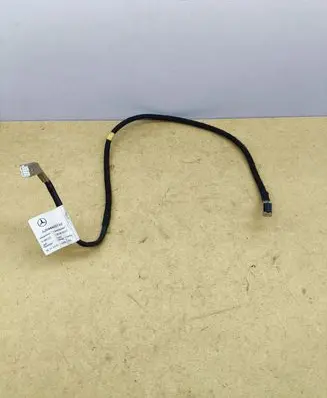 Mercedes-Benz C W204 CD changer wiring A2044409732 29042010 D66122