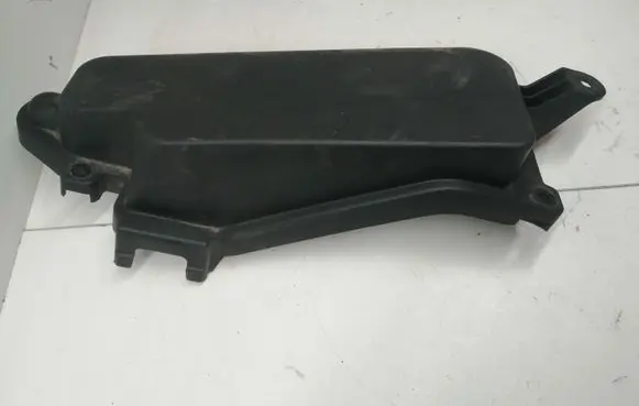 Lexus IS 220D-250-350 Fuse box cover 7154867930
