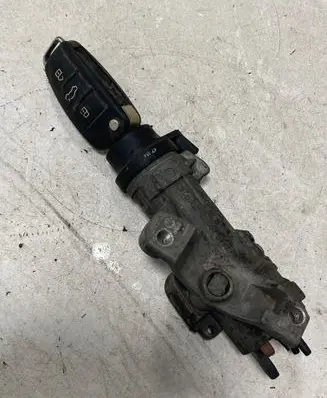 Audi A4 S4 B7 8E 8H Ignition lock 4B0905851