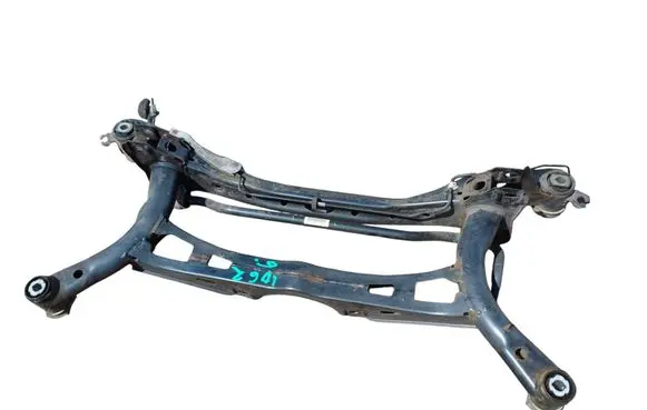 Volkswagen PASSAT B8 Rear subframe