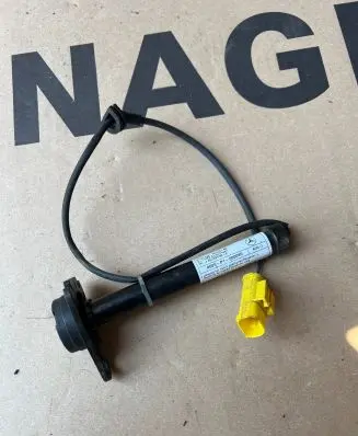 Mercedes-Benz C AMG W205 Airbag deployment crash/impact sensor A2059060002