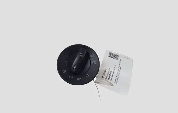 Skoda Octavia Mk2 (1Z) Light switch 1Z0941431J