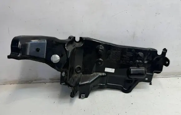 Land Rover Discovery 5 Other engine bay part HPLA01590
