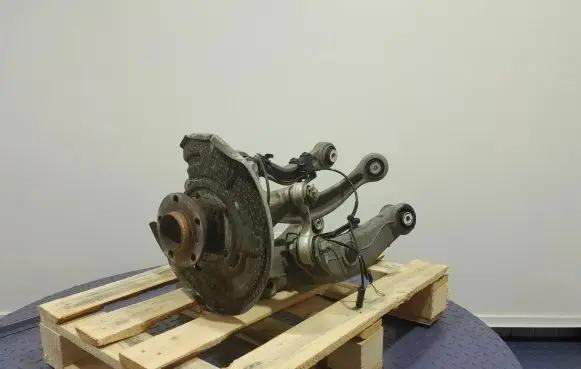BMW 5 F10 F11 Front wheel hub spindle knuckle 6780072