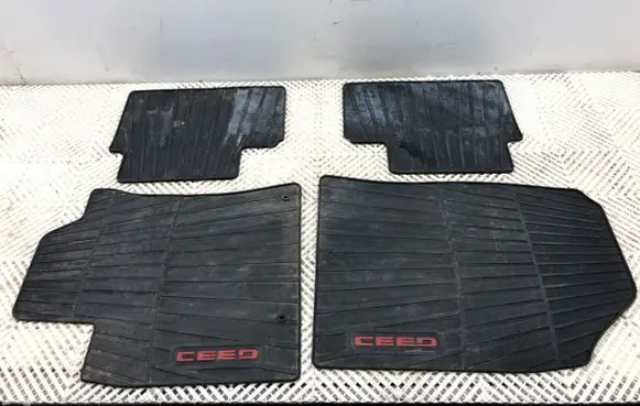 KIA Ceed Interior carpet J7131ADE50