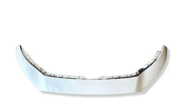Front bumper lip