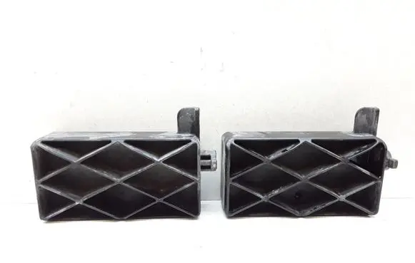 Volvo V70 Radiator support slam panel bracket 