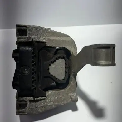Volkswagen Golf VII Engine mount bracket 5Q0199262BF