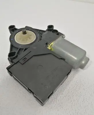 Mercedes-Benz A W168 Wiper motor A1688200242