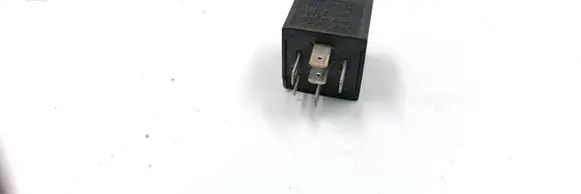 Volkswagen Golf II Other relay 191955531