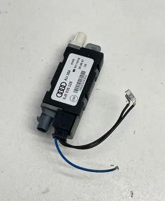 Audi TT TTS Mk2 Aerial antenna amplifier 8J8035225 50110018 088809040642