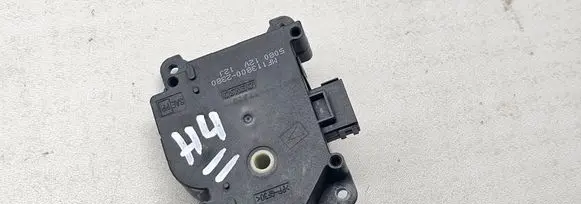 Honda CR-V Air flap motor/actuator MF1138002380