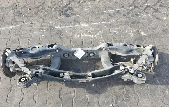 Mercedes-Benz C W205 Rear axle beam 34314112