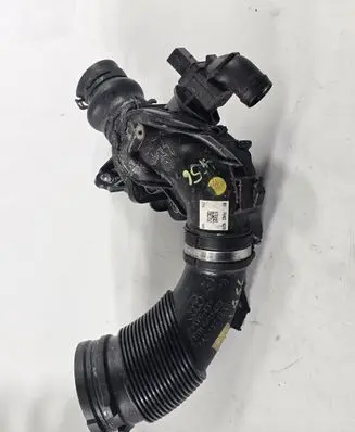 Audi A5 Air intake hose/pipe 04L129661B