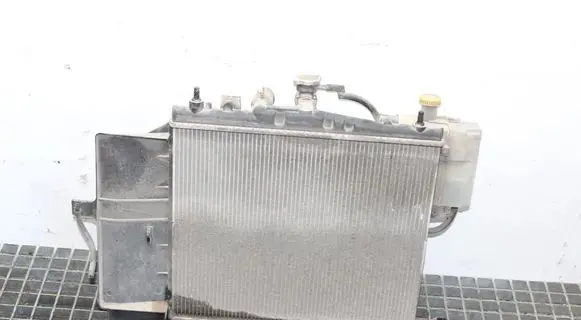Nissan Note (E12) Radiator set 21460BH50A
