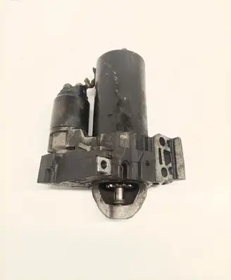 BMW 5 F10 F11 Starter motor 1005841073