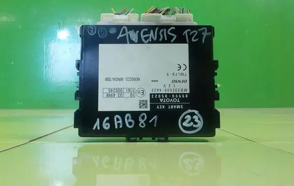 Toyota Avensis T270 Other control units/modules 8999005023 16AB81
