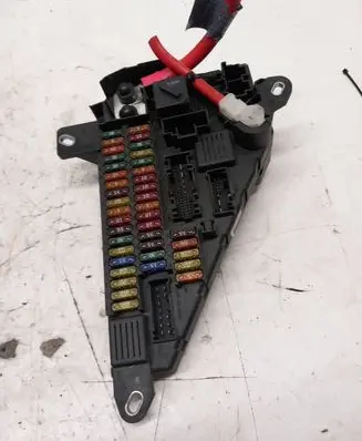 BMW 5 E60 E61 Fuse box set 518956024 6906618