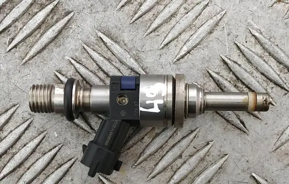 Porsche Cayenne (9PA) Fuel injector 94860523001