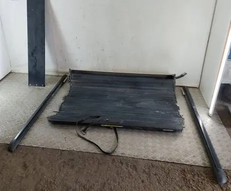 Toyota Hilux (AN120, AN130) Pickup box tonneau cover 