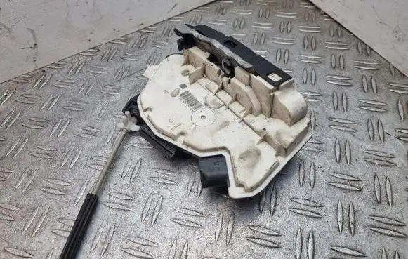 Seat Ibiza IV (6J,6P) Rear door lock 6J0839016C
