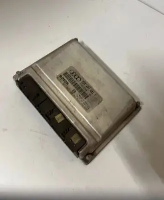 Audi A4 S4 B5 8D Engine control unit/module 8D0907401F 28RTE376 0281001945