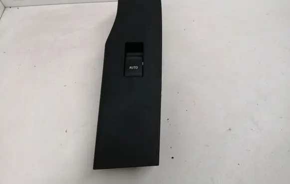 Toyota Auris E180 Electric window control switch 7423102D50 GEO025329AE