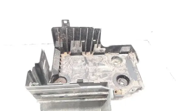 Renault Espace - Grand espace IV Battery tray 8200208056