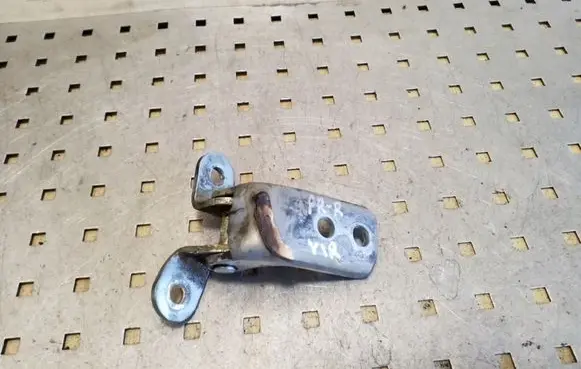 Toyota Corolla Verso AR10 Front door upper hinge