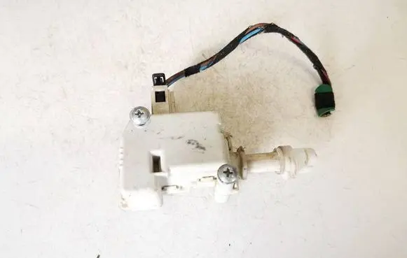 Volkswagen Touran I Central locking motor 1t0810773 3b0959782