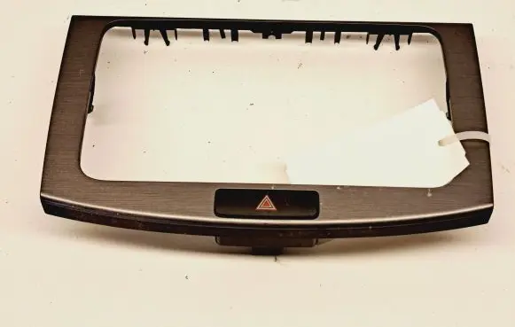 Volkswagen PASSAT B7 Radio/GPS head unit trim 3AA858069F