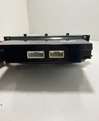 Toyota Avensis T250 Climate control unit 5590205050G 5A241AE