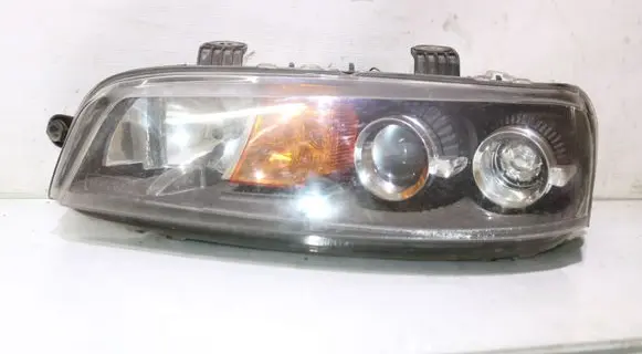 Fiat Punto (188) Headlight/headlamp