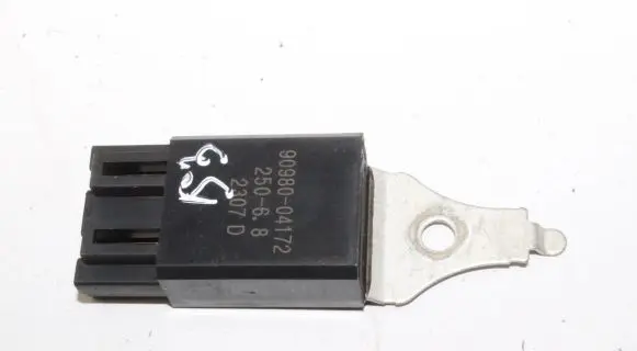 Lexus RX 450H Other relay 9098004172