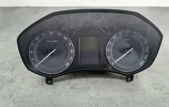 Speedometer (instrument cluster)