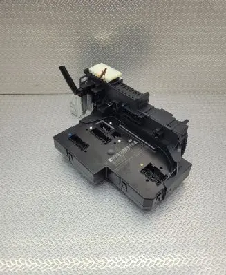 Mercedes-Benz E A207 SAM control unit 2129004401 2125452832 2129021201