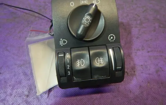 Opel Tigra B Light switch 9116609NY