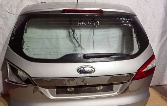 Ford Mondeo MK IV Tailgate/trunk/boot lid