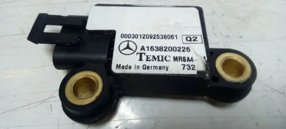 Mercedes-Benz ML W163 Airbag deployment crash/impact sensor A1638200226
