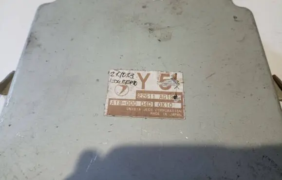 Subaru Legacy Engine control unit/module 22611AG190 A18000D4D