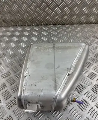 Audi Q7 4M Air suspension tank/reservoir 4M0616203E