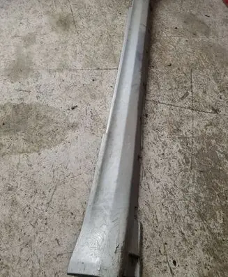 Infiniti G35 Side skirt front trim 76850AM800 76850