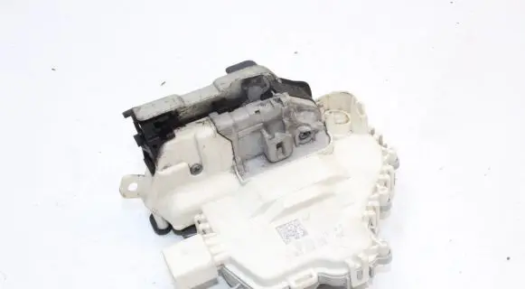 Audi A6 S6 C7 4G Front door lock 8J2837016C