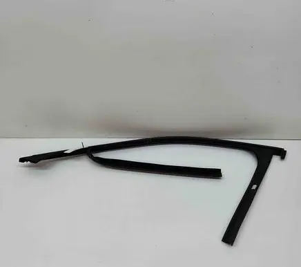 BMW X2 F39 Front door glass trim molding 7420808