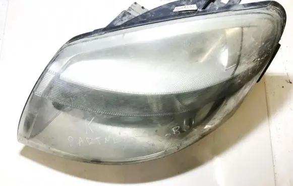 Peugeot Partner Headlight/headlamp