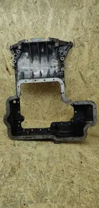 Audi A8 S8 D2 4D Oil sump 077103603J