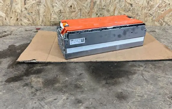 Volkswagen e-Golf Hybrid / Electric Car Battery Cell 5QE91599N