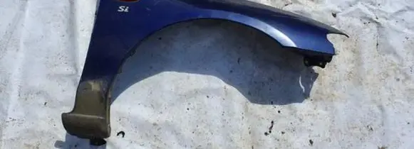 Mazda 323 Fender