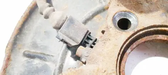 Volkswagen Golf V ABS brake wheel speed sensor