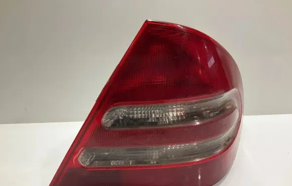 Mercedes-Benz C W203 Rear/tail lights